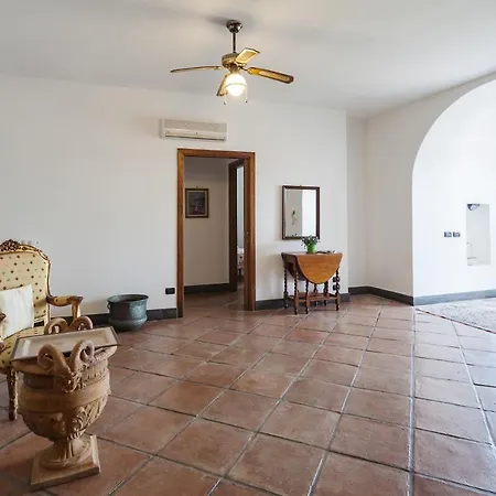 Lamberti Holiday home *
