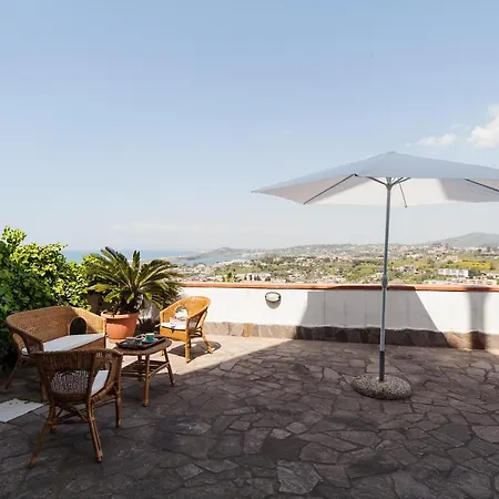 Lamberti Vakantiehuis Monte di Procida